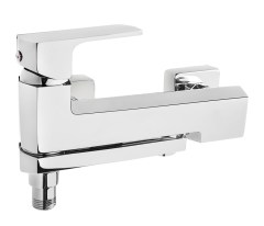 Deante Maruna kádtöltő csaptelep forgatható kifolyócsővel 