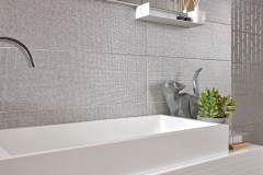 Emigres Daily Falburkolat 